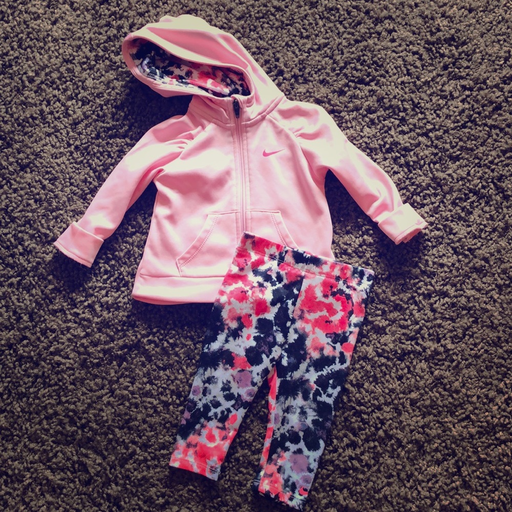Nike Infant Girls Legging/Sweatshirt 12M